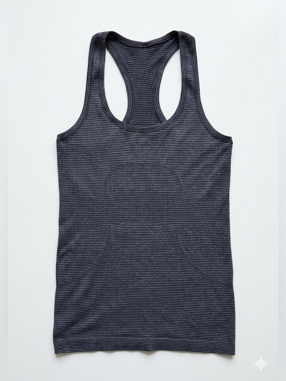Lululemon Women’s Swiftly Tech Racerback Tank Top - Navy Blue. Size 4